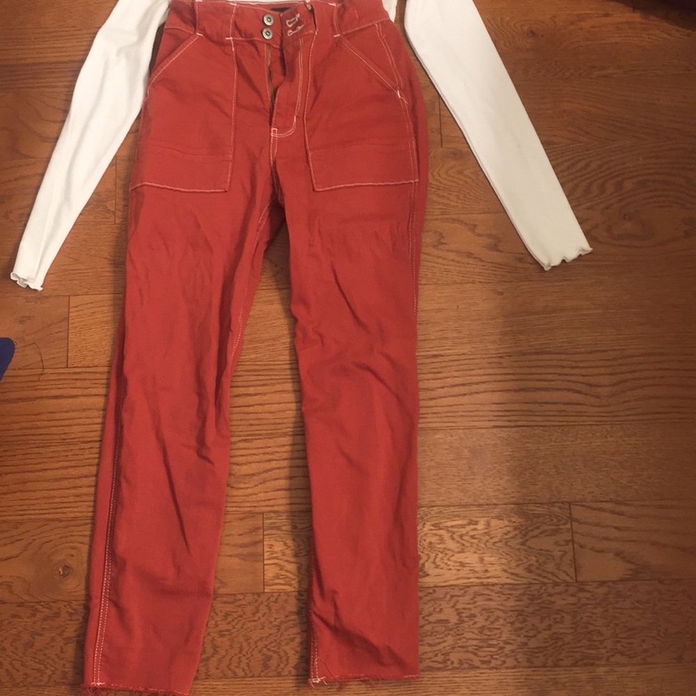 High waist apricot colored vintage Hollister pants